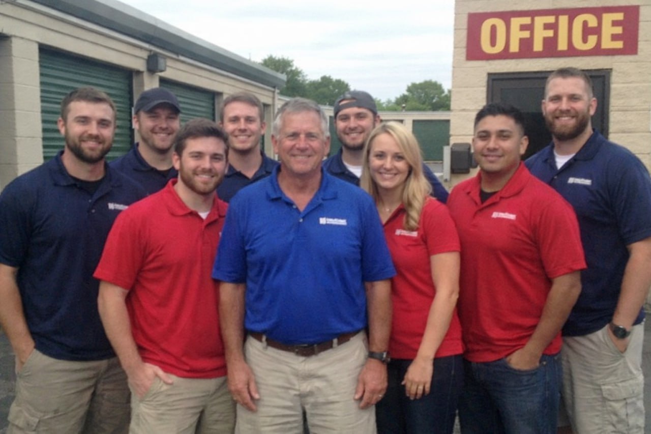 Water damage restoration professionals in Arlington Heights, IL